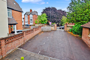 Photo 12- click for photo gallery